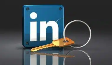 How to make linkedin Private